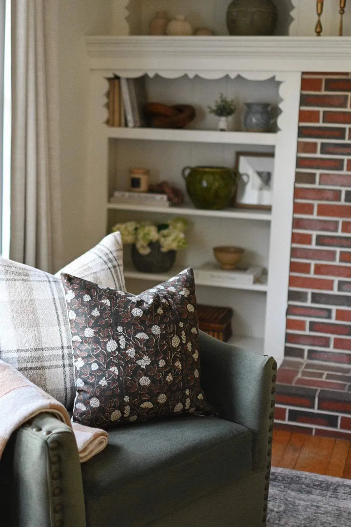 Maude Woven Pillow Cover - Maple Village Lane