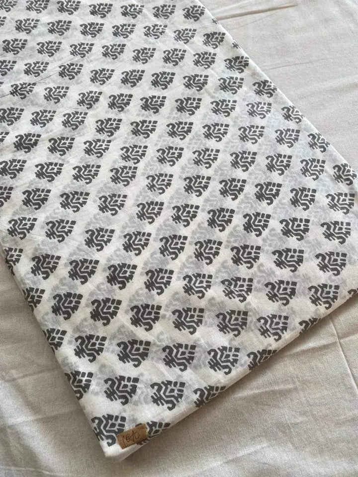 Indian Cotton Block Print Fabric by the Yard -Sewing and Quilting Fabric - Maple Village Lane