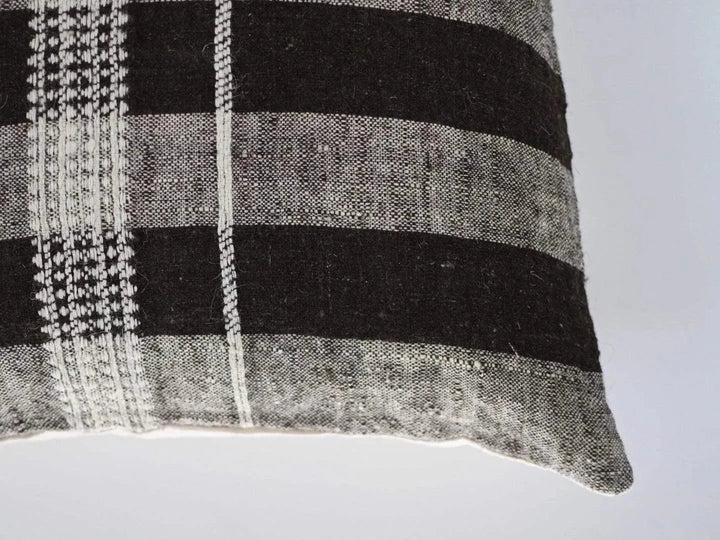 Leonard Woven Pillow Cover - Maple Village Lane