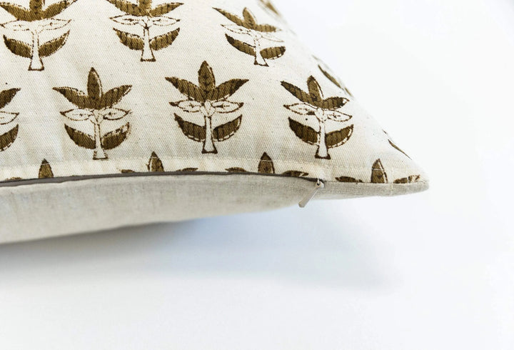 Eva Woven Pillow Cover - Maple Village Lane
