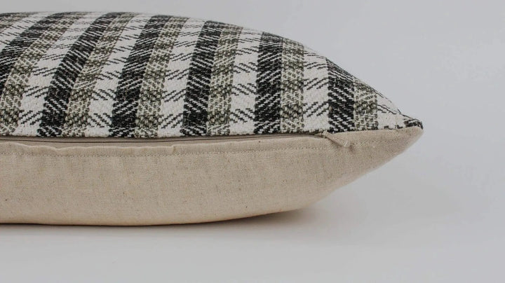 Magnus Woven Pillow Cover - Maple Village Lane