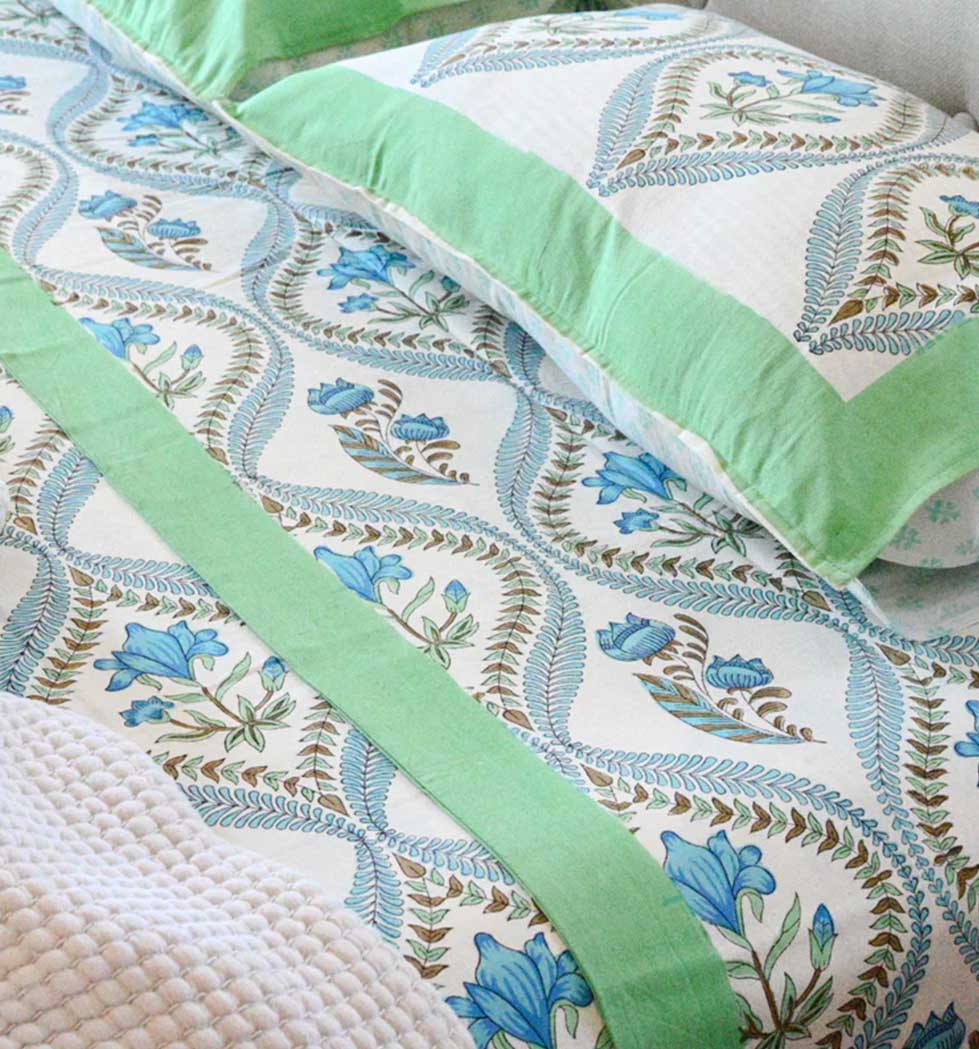 Floral Dreams Bed Sheet Set Bedsheet