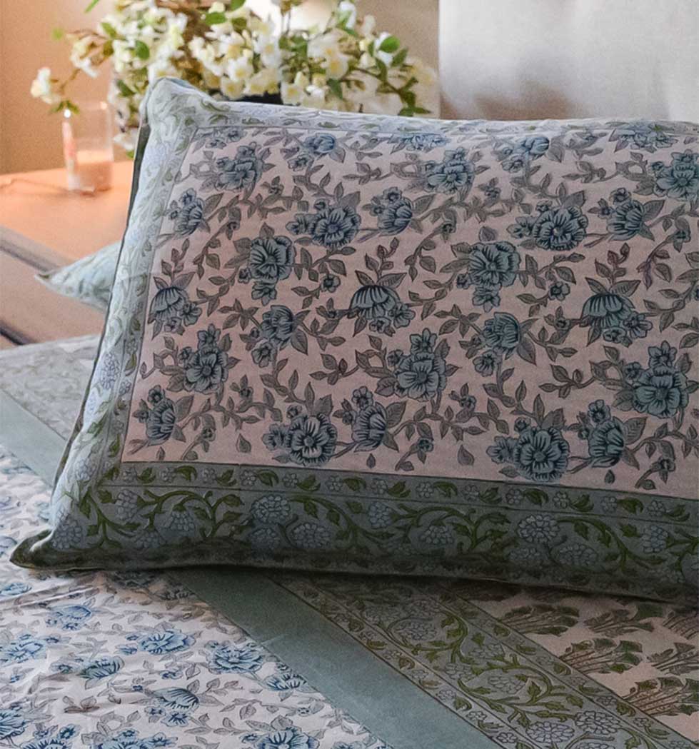 Verdant Charm Bed Sheet Set Bedsheet