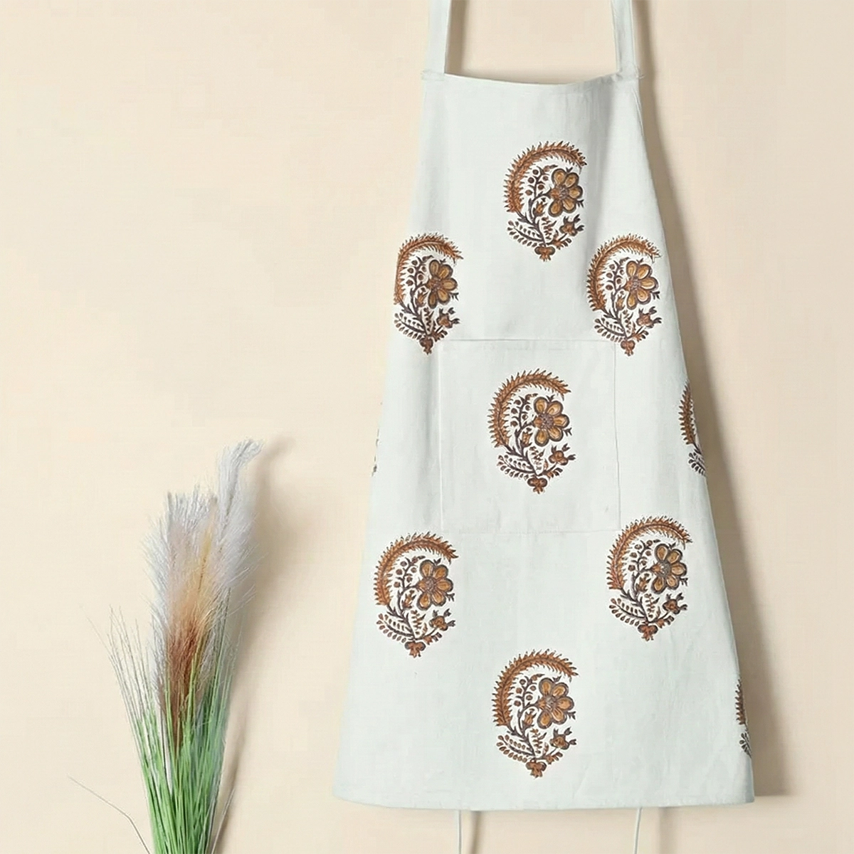 Harper Kitchen Apron Aprons