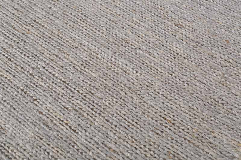 Kora Handwoven Jute Rug Handwoven