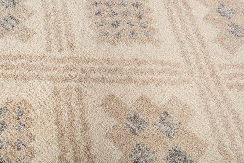 Junia Hand-Knotted Wool Rug