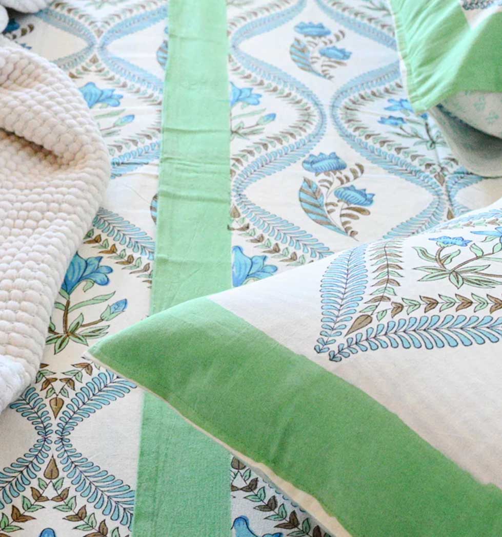 Floral Dreams Bed Sheet Set Bedsheet