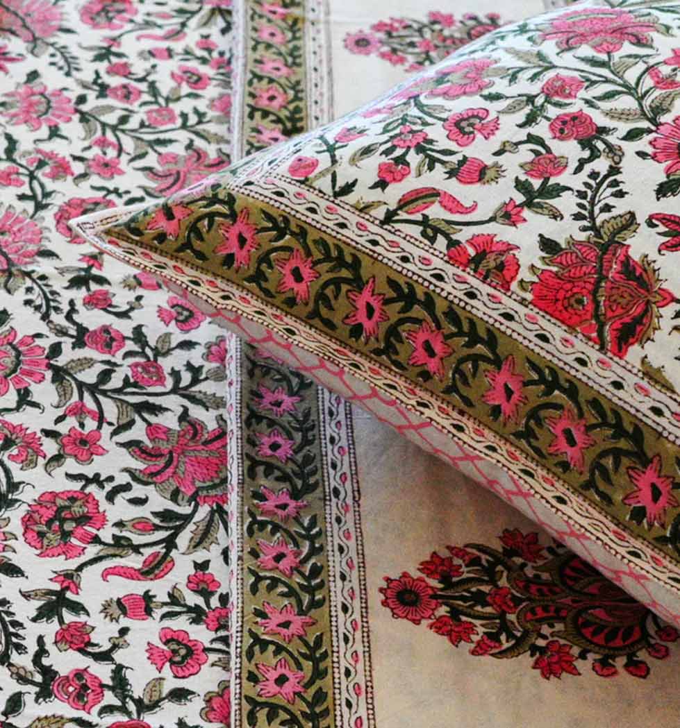 Meadow Luxe Bed Sheet Set Bedsheet