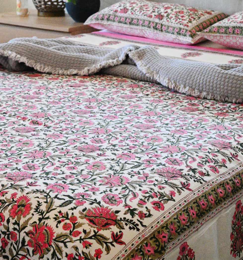 Meadow Luxe Bed Sheet Set Bedsheet