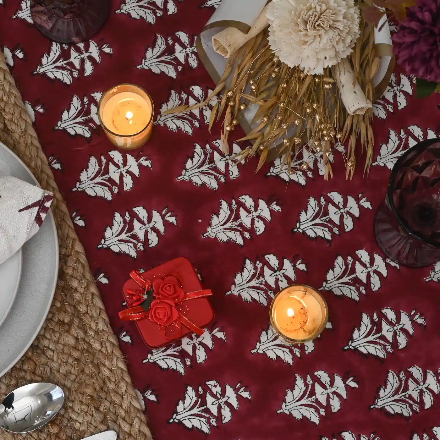 Isadora Ditsy Prints Table Cloth