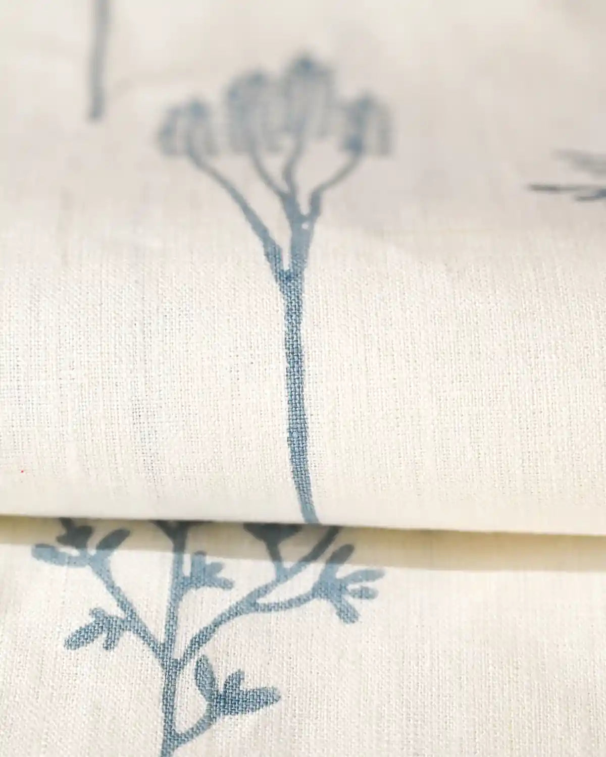 Floral Ground Linen Fabric