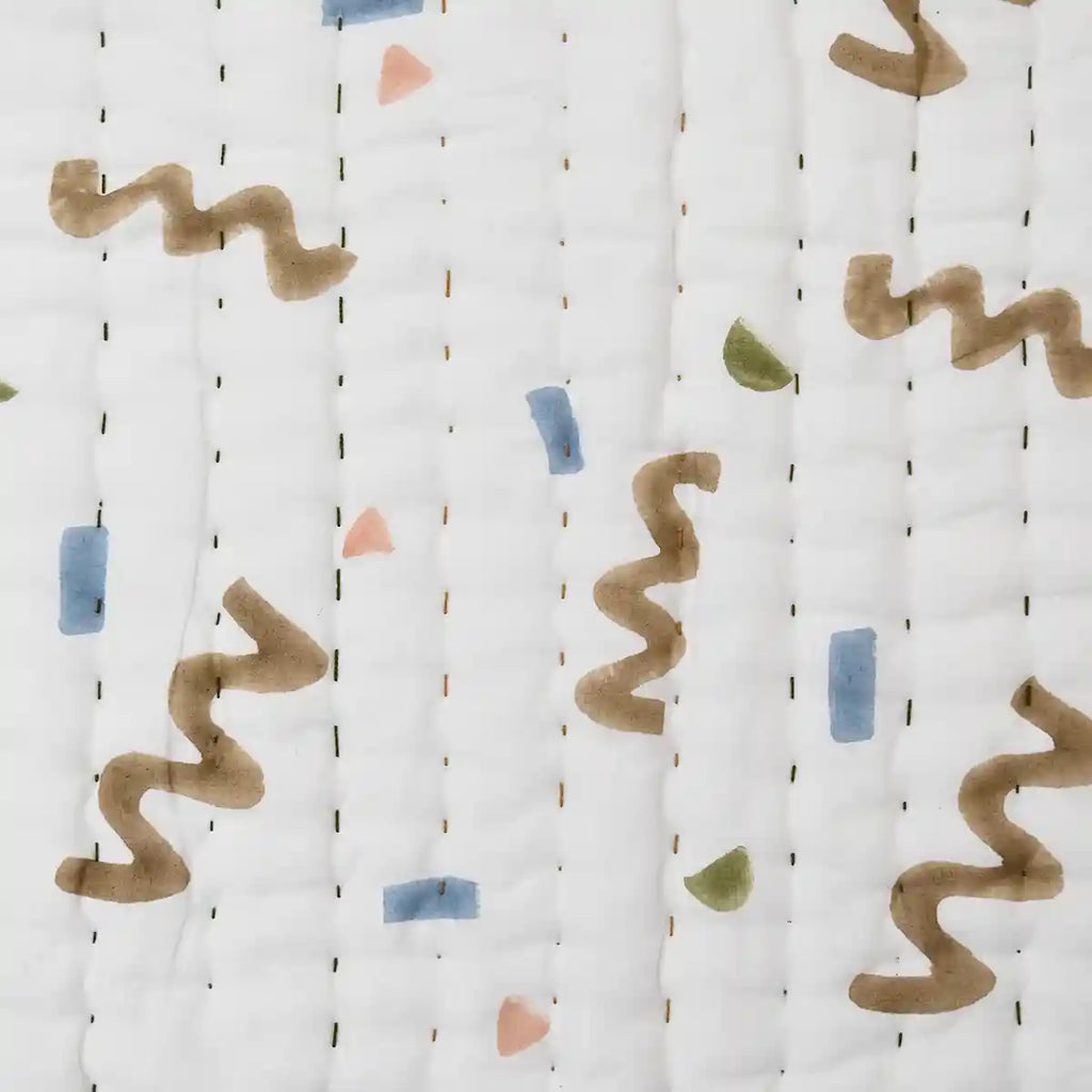 Wiggle Lines Baby Quilt Quilts
