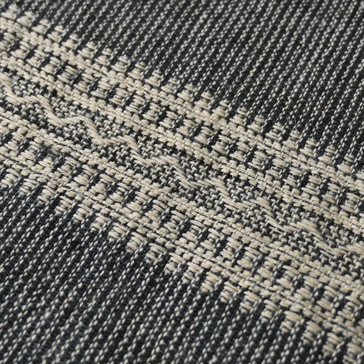 Bhujodi Handwoven Wool Textured Throw Black Handloom Throws