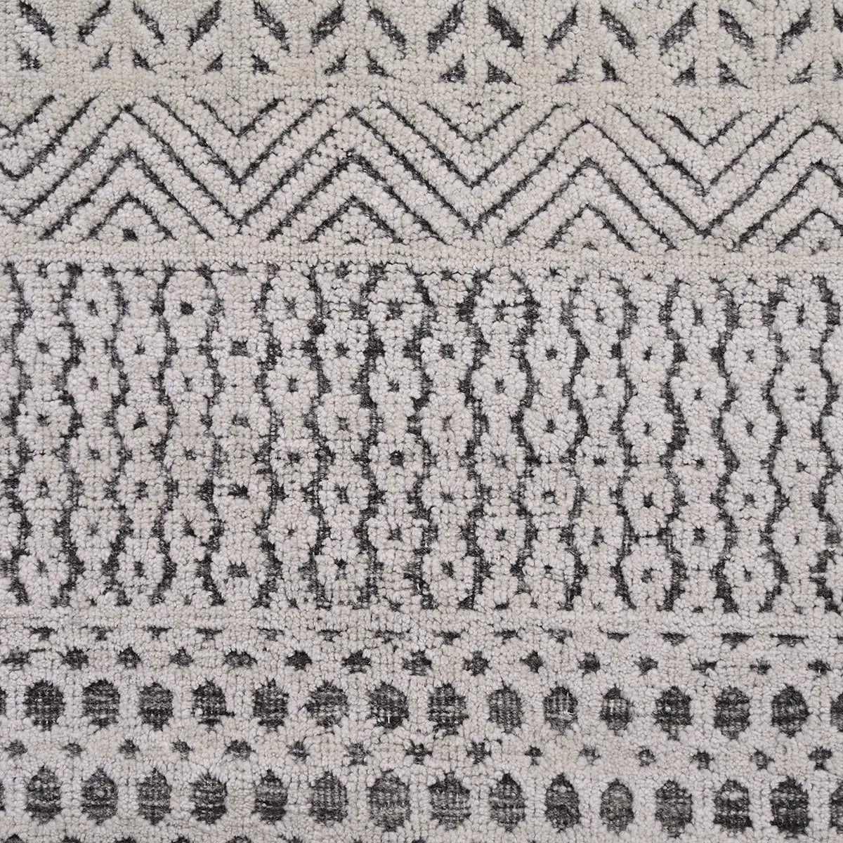 Etho Hand Knotted Wool Rug Hand-Knotted