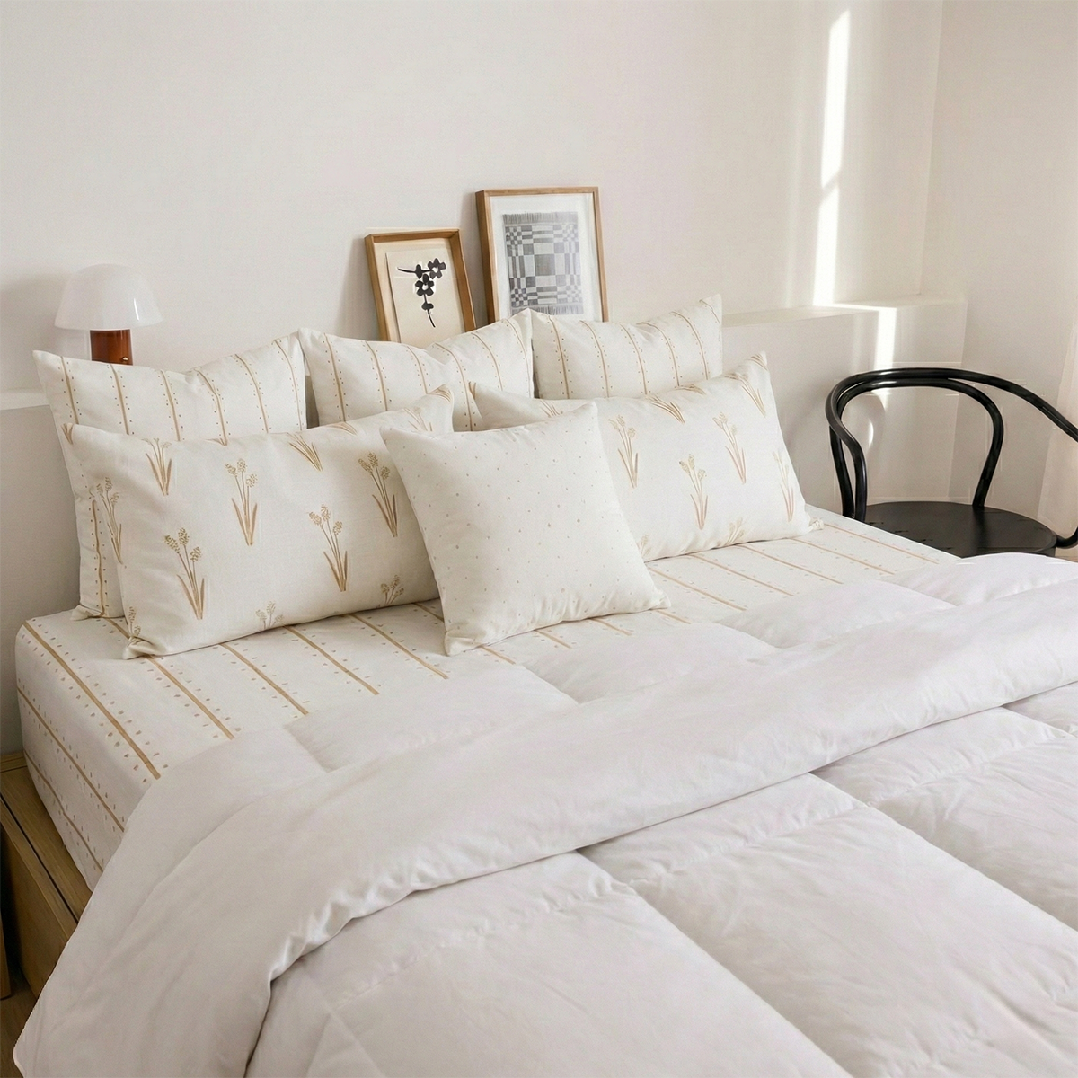 Dots and Linear Bedsheet Set Bedsheet