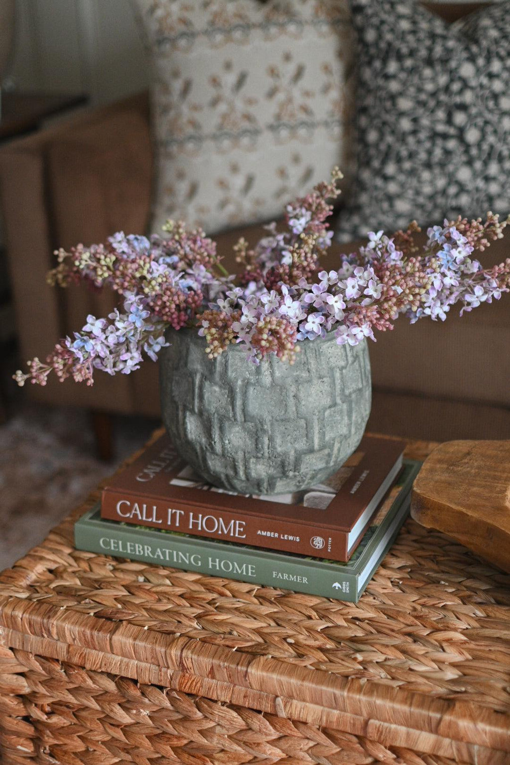 Checkered Stamped Pot Vase & Pots