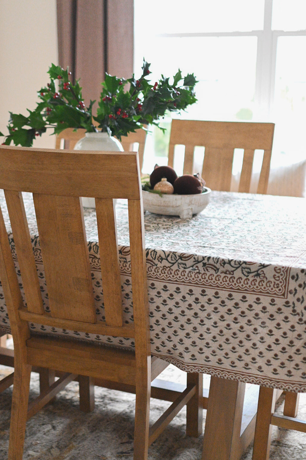 Chloe Botanical Print Table Cloth