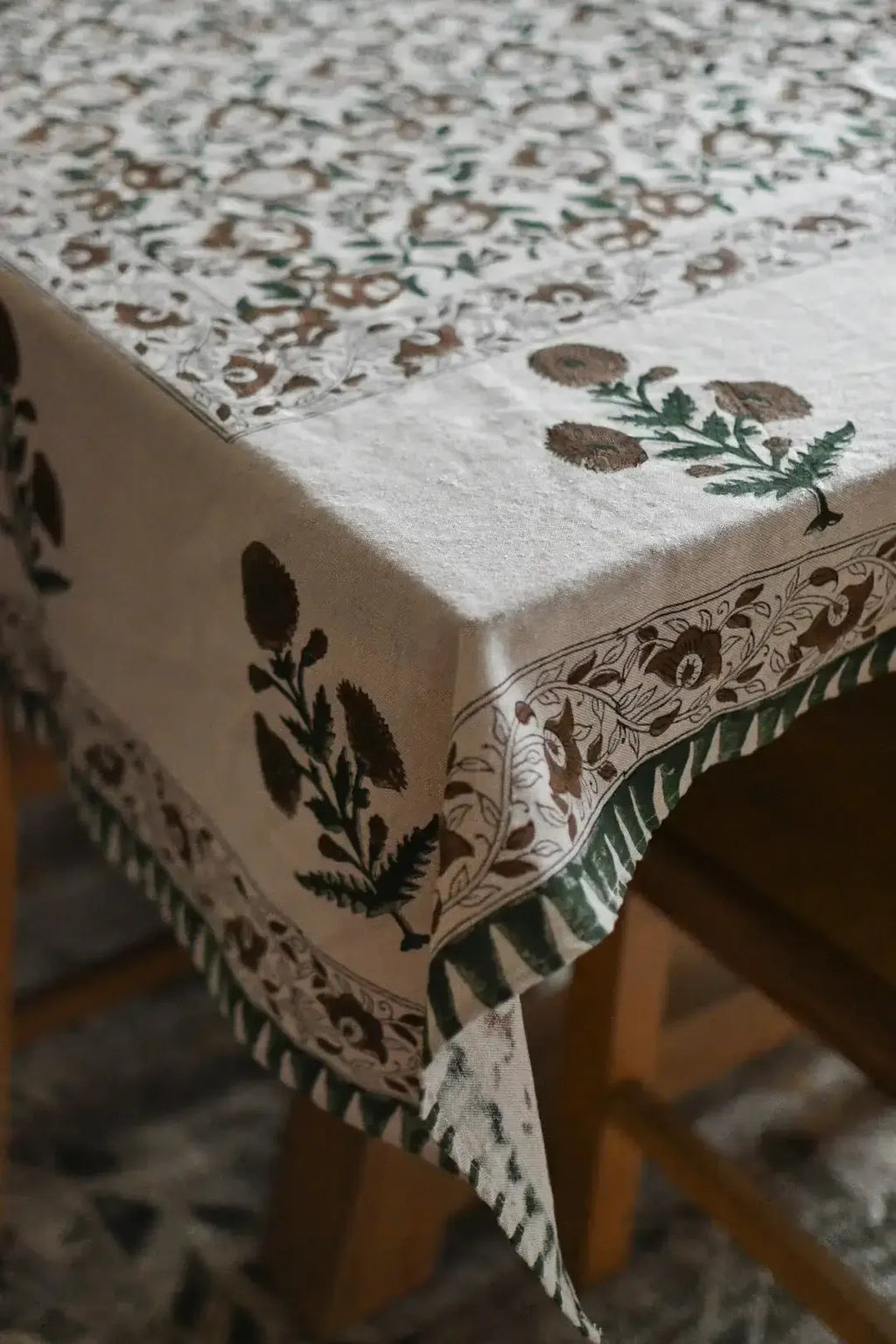 Clara Botanical Print Table Cloth Table Cloth
