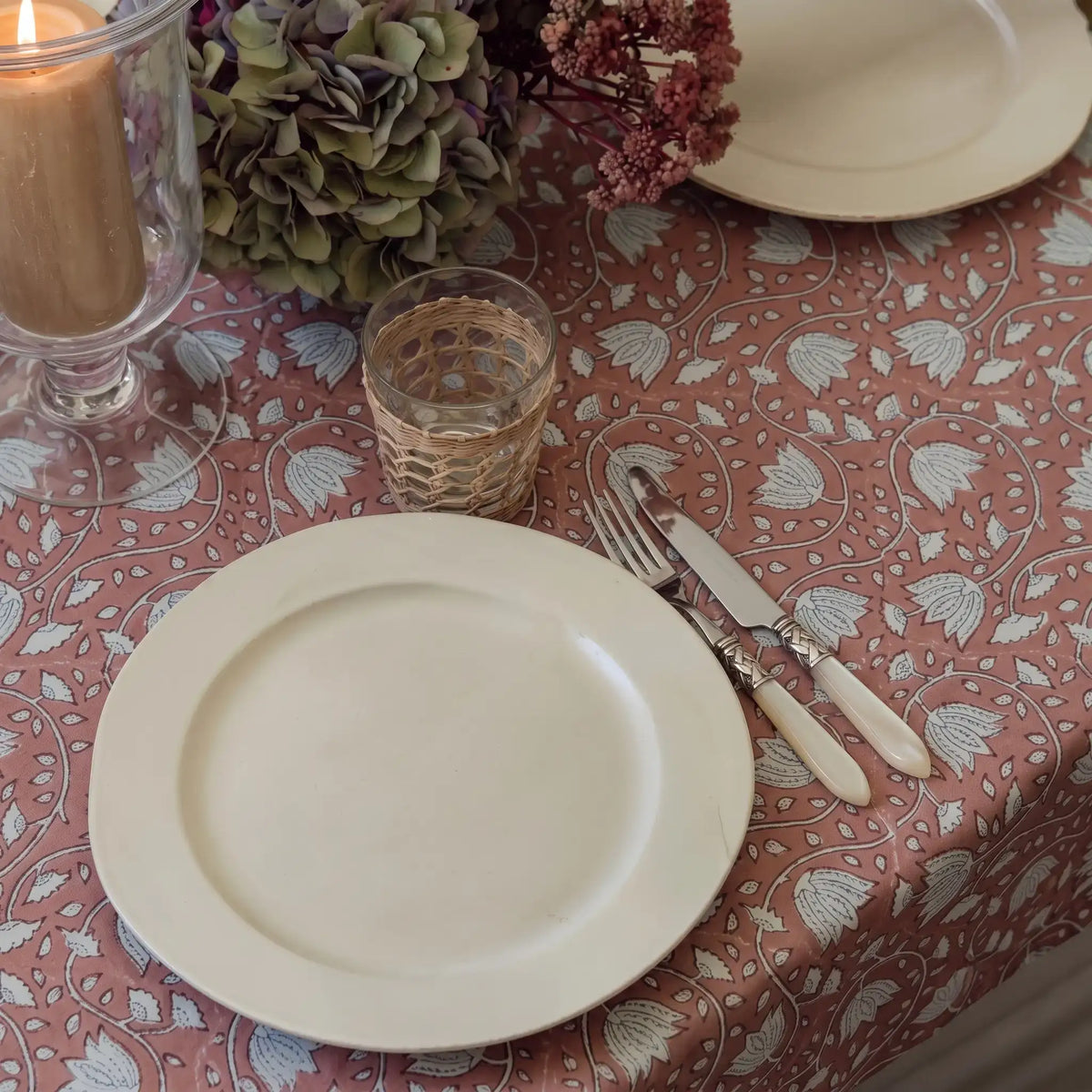 Vinea Salmon Pink Tablecloth