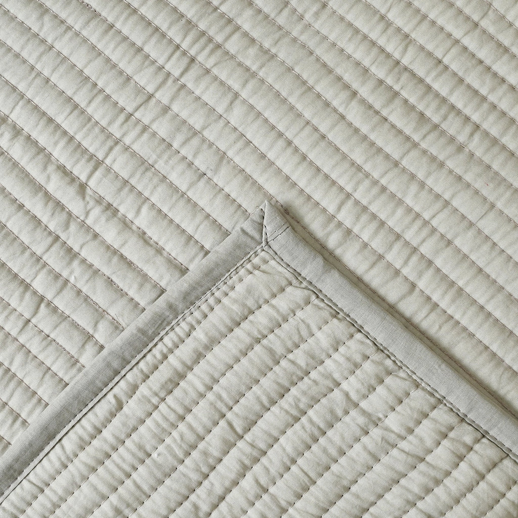 Oyster Gray Mulmul Quilt