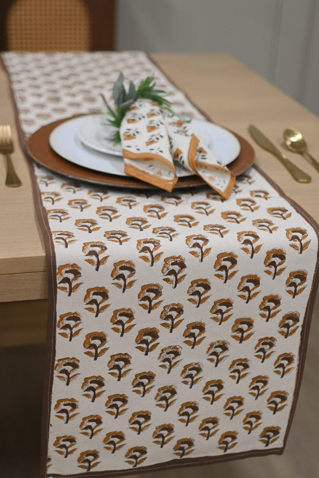 Hand block print table runner in white with amber gold floral buti pattern