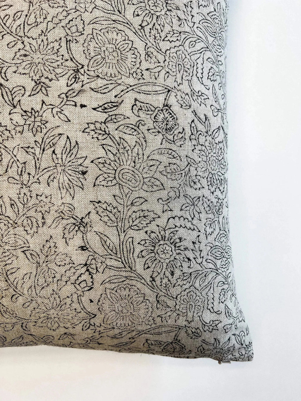 Ella Pillow Cover - Maple Village Lane