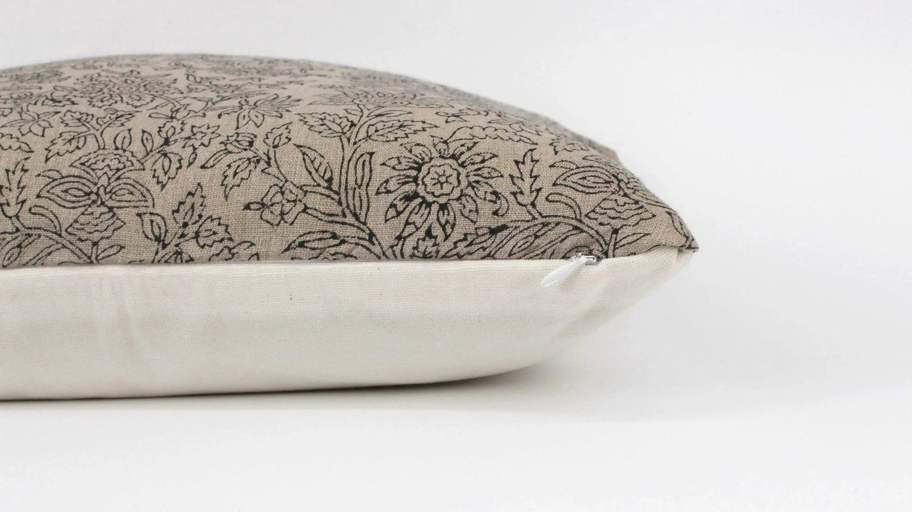 Ella Pillow Cover - Maple Village Lane